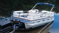 Sweetwater Challenger 220 RE  2002 Boat specs