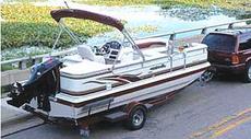 Hurricane Boats FunDeck  196 RE Outboard 2003 Boat specs