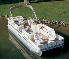 Bennington 2250 RFS 2004 Boat specs