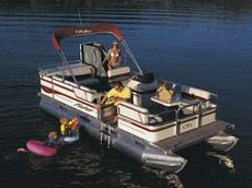 Fisher Liberty 200  2004 Boat specs