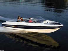 Bayliner 225 2005 Boat specs