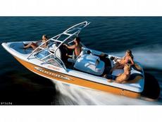 Moomba Outback 2005 Boat specs