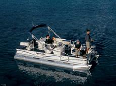 Sweetwater Challenger 200 FCXL 2005 Boat specs