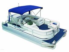 Weeres Suntanner 220 SE Tri-toon  2005 Boat specs