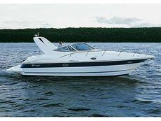Cruisers Yachts 320 Express 2006 Boat specs