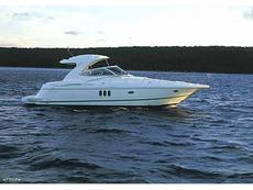 Cruisers Yachts 420 Express 2006 Boat specs
