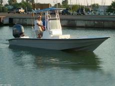 Shallow Sport 21 ft. Modified V Shallow Sport  2006 Boat specs
