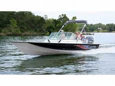 Blue Wave 220 Deluxe DC 2008 Boat specs