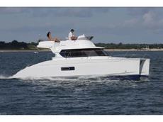 Fountaine Pajot Highland 35 Pilot 2008 Boat specs