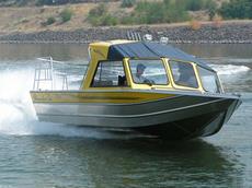 ThunderJet Maxim Classic - 23 ft. 2008 Boat specs