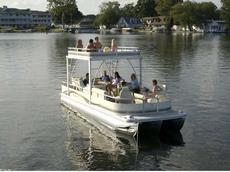 Bennington 2575RLTD-Luxury Series 2009 Boat specs