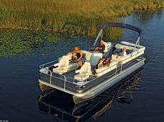 Bennington 2577RFi-Luxury Series 2009 Boat specs