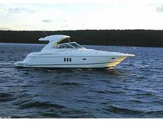 Cruisers Yachts 420 Express 2009 Boat specs