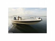 Hewes Redfisher 21 2009 Boat specs