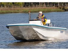 Sundance F19CCR 2009 Boat specs
