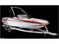 Axis A22 2010 Boat specs