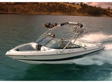 Calabria Pro V 2010 Boat specs