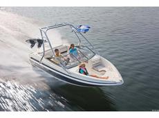 Larson LX 710 I/O 2011 Boat specs