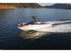 Malibu Sunscape 23 LSV 2011 Boat specs