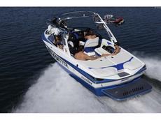 Malibu Wakesetter VLX  2011 Boat specs