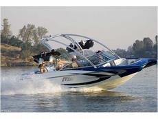 MB Sports F21 Tomcat 2011 Boat specs