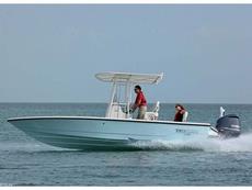 Pathfinder 2300 HPS 2011 Boat specs