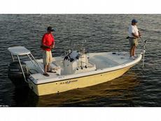 Sailfish 1900 BB 2011 Boat specs