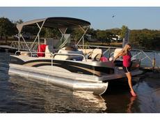 Silver Wave 220 Fish 2011 Boat specs