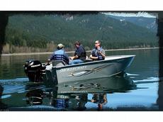 American Angler Lodge Series 2012 Boat specs