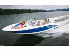 Bayliner 235 BR 2012 Boat specs