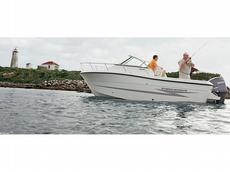 Hydra-Sports 2100 WA 2012 Boat specs