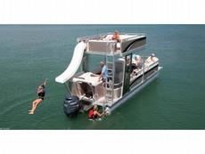 Tahoe Pontoons 24 ft. Vista Funship 2012 Boat specs