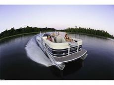 Aqua Patio 240-4 2013 Boat specs