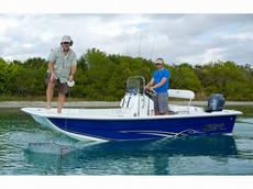 Carolina Skiff DLX Series 2013 Boat specs