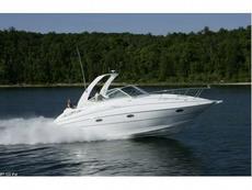 Cruisers Yachts 310 Express 2013 Boat specs