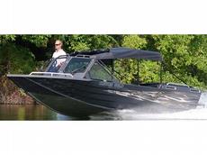 Custom Weld X-Caliber 2013 Boat specs