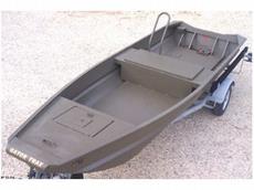 Gator Trax GT 17 x 44 2013 Boat specs