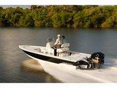 Pathfinder 2300 HPS 2013 Boat specs