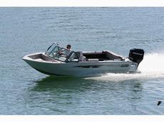 River Hawk GB Series 2013 Boat specs