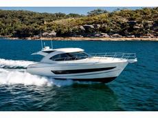Riviera Yachts 4400 Sport Yacht Series II - IPS 2013 Boat specs