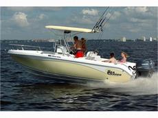 Sea Chaser 2400 CC 2013 Boat specs