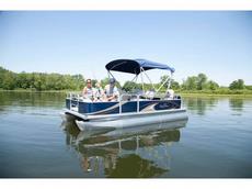 SunChaser Oasis 818 Fish 2013 Boat specs