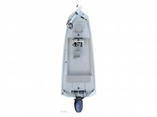 Xpress Xplorer Bass - Jet CC Series (XP18CC Jet) 2013 Boat specs