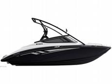 Yamaha 212X 2013 Boat specs
