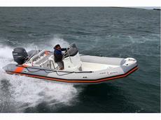 Zodiac Pro Open 650 2013 Boat specs