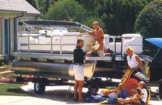 Sweetwater Challenger 180 ES  2001 Boat specs