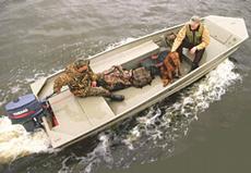 Alumacraft Waterfowler 16  2002 Boat specs