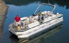 Fisher Freedom 240 DLX Fish 2002 Boat specs