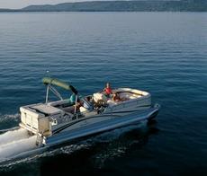 Bennington 2575 RL I/O 2004 Boat specs