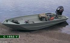 Crestliner C 1652 V 2004 Boat specs